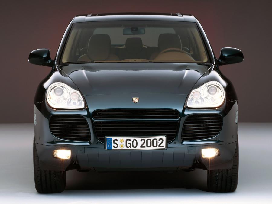  Porsche Cayenne Turbo 2002 года  (фото 25 из 40)